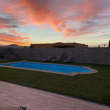 Villa & Golf & Heated Saltwater Pool & Leisure & Wifi Caleta De Fuste Exterior photo